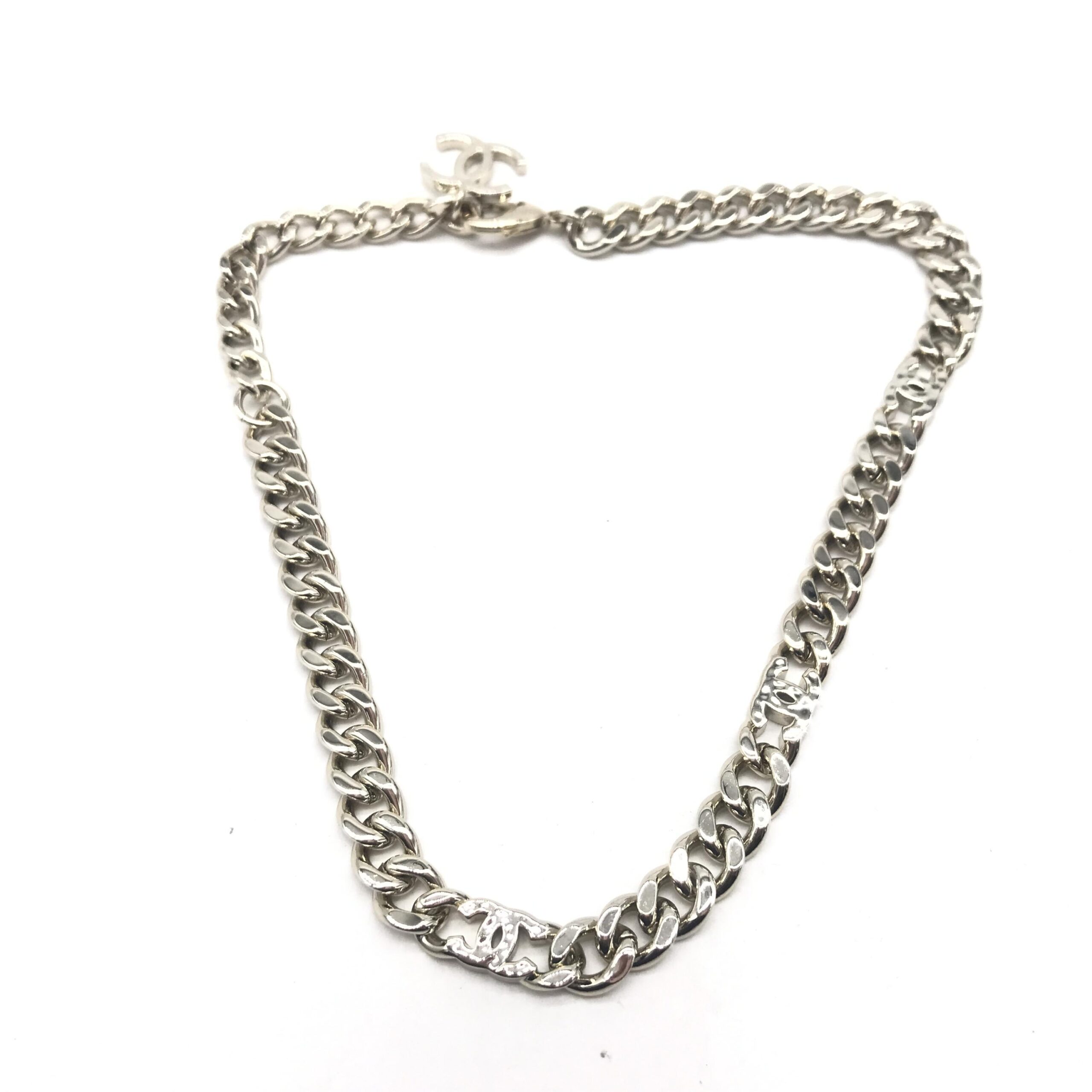 Silver Tone Curb Chain Link Necklace