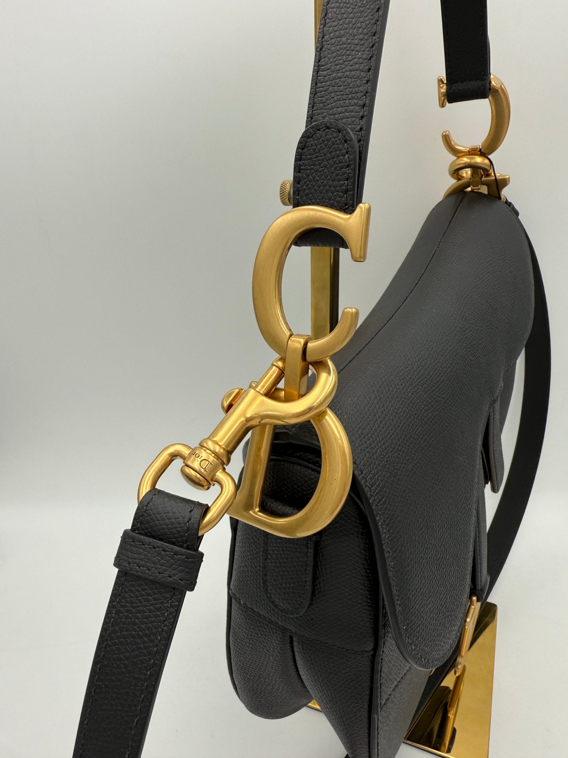 DIOR SADDLE Grained Calfskin Handbag