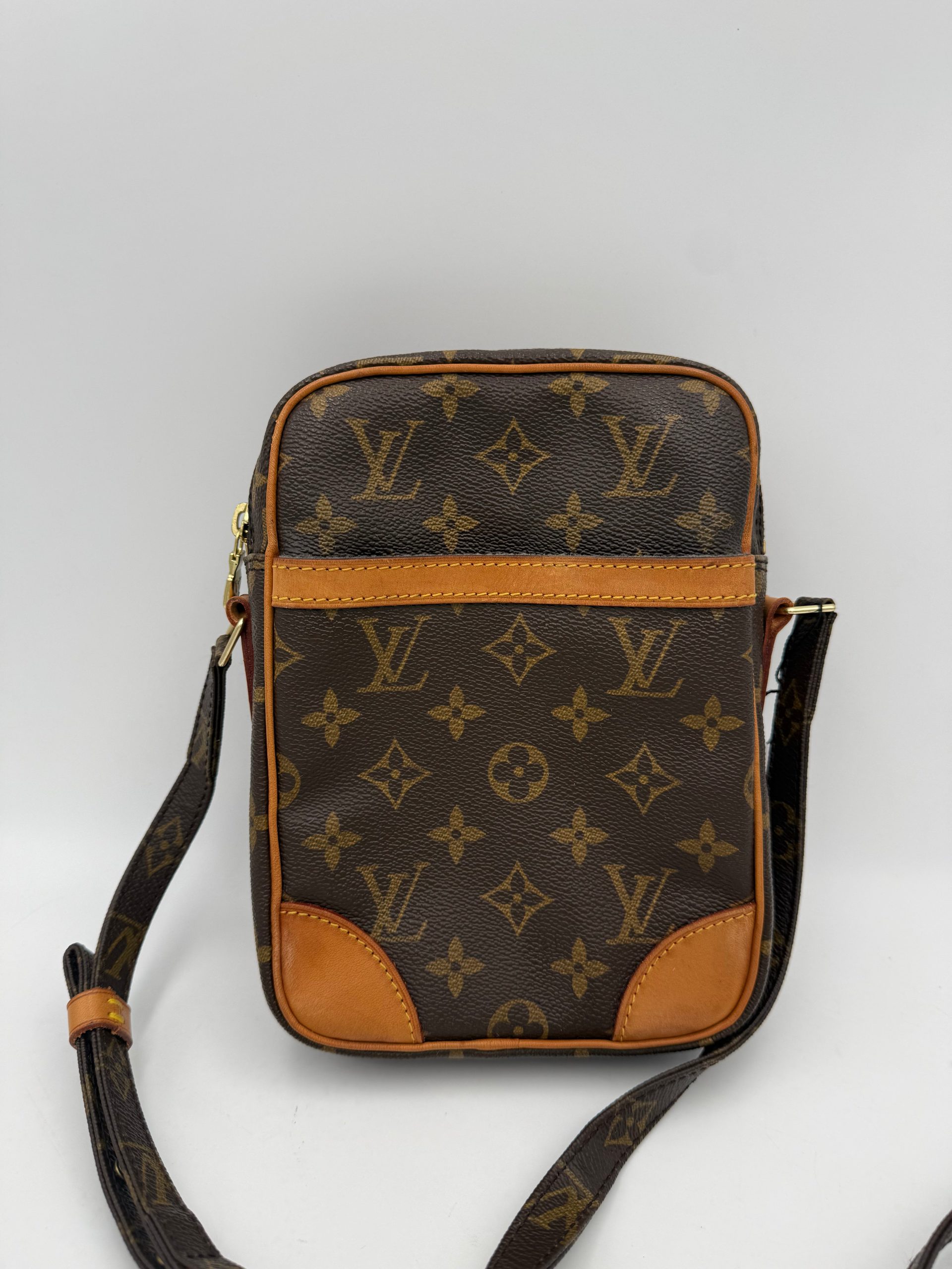 LOUIS VUITTON DANUBE Monogram Handbag