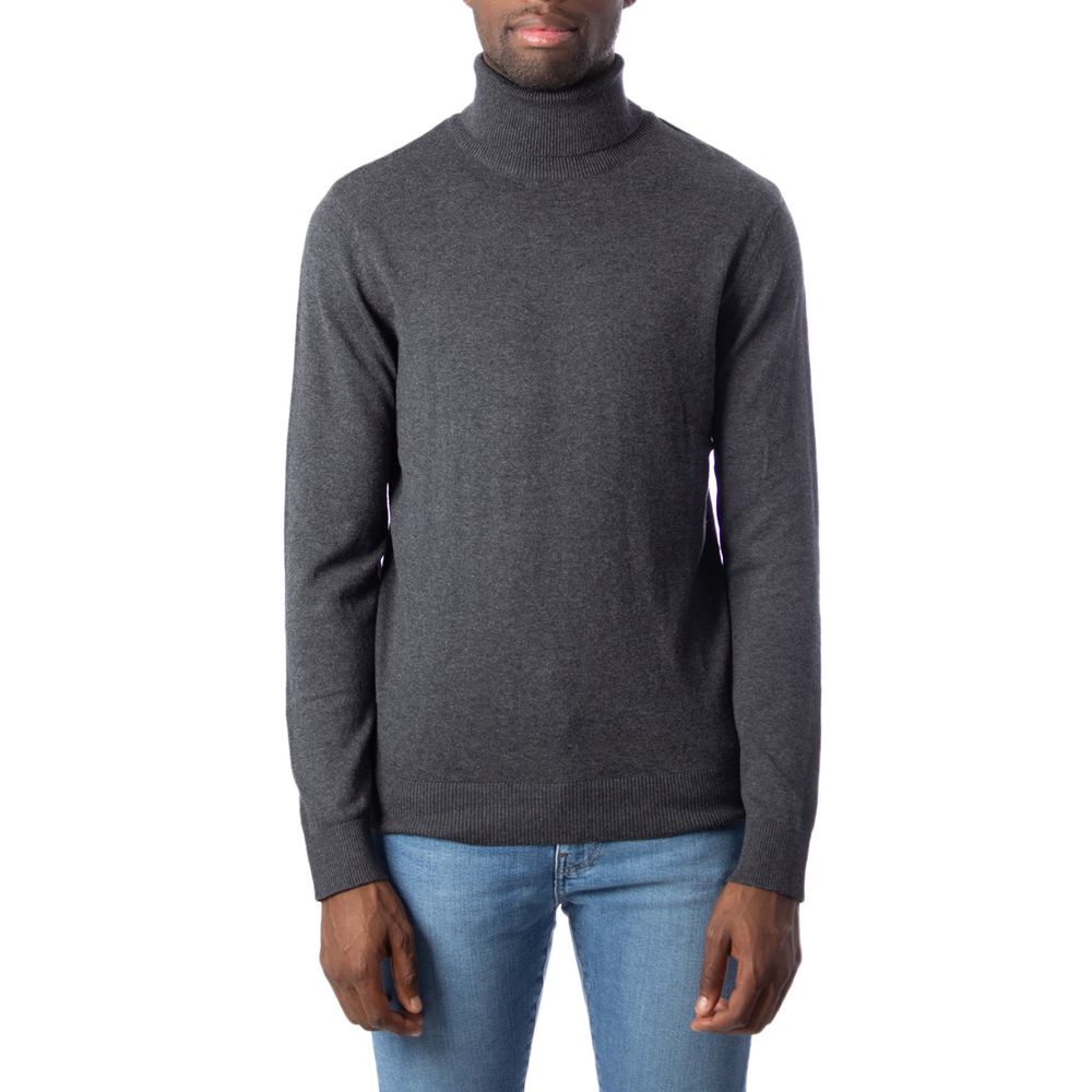 Gray Cotton Turtleneck