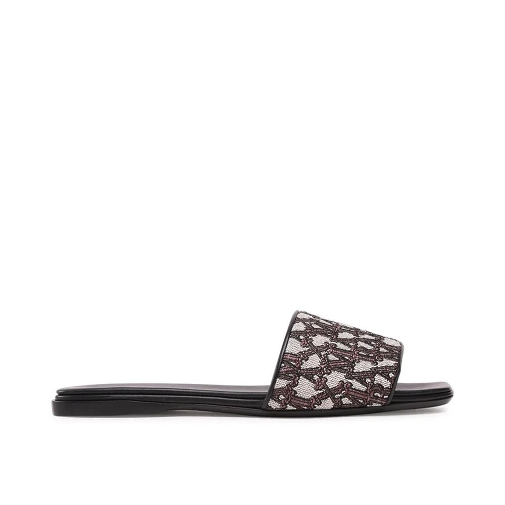 Max Mara Fridac Logo Slides